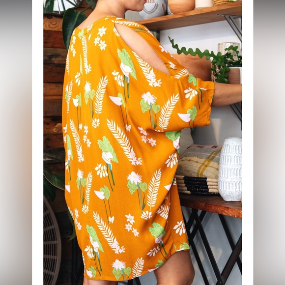 Ava Sky Dress Sydney - Picture 5 of 6